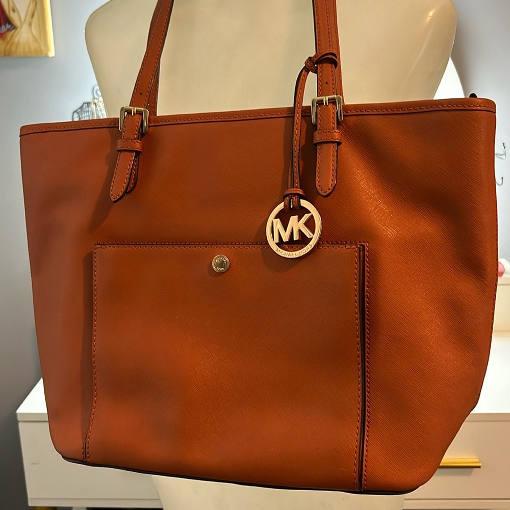 MICHAEL KORS
A Jet Set Travel Medium Saffiano Leather Tote - Luggage